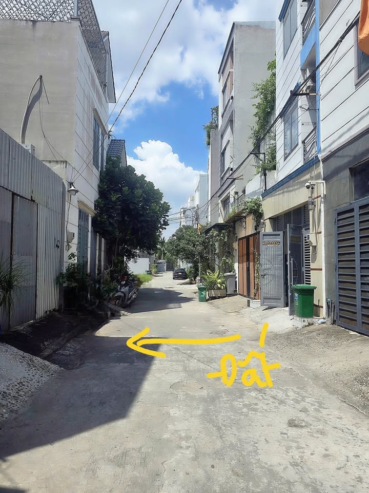 Đất đẹp Phú Hữu Thủ Đức 50m² giá 4 tỷ - Sổ hồng chính chủ!