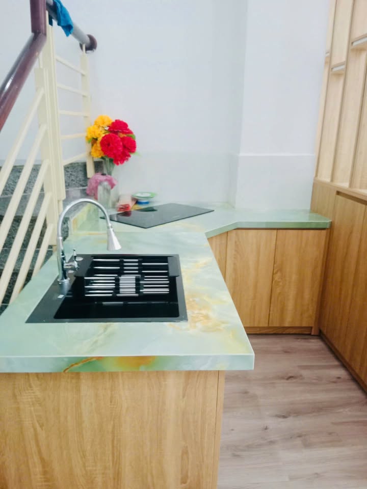 Nhà phố Nha Trang 34.8m² giá 4.5 tỷ - Thiết kế hiện đại, oto đỗ cửa!