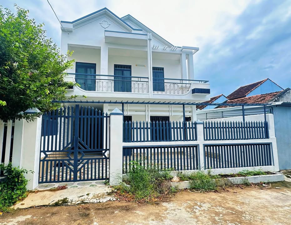 Nhà đẹp Vạn Giã 176.7m² giá 4 tỷ - Pháp lý sổ hồng chính chủ!