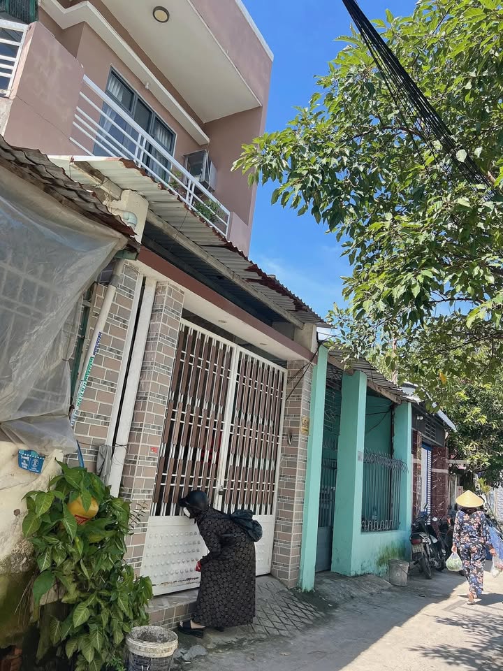 Đất nền và nhà C4 đường Nguyễn Văn Thoại, Đà Nẵng 130m² giá 5.1 tỷ - Cơ hội đầu tư sinh lời!