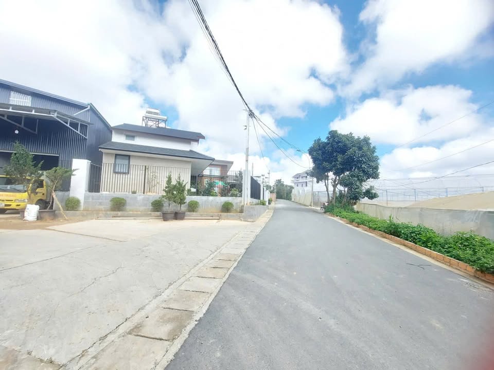 Đất mặt tiền Cù Chính Lan, Đà Lạt 105m² giá 2.75 tỷ - Đầu tư sinh lời!