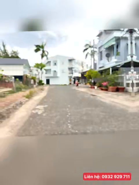 Nhà phố Khu Biệt Thự Ngọc Vân, Phước Hậu, Vĩnh Long 102m² giá 3.5 tỷ - Đẹp như mới, vào ở ngay!