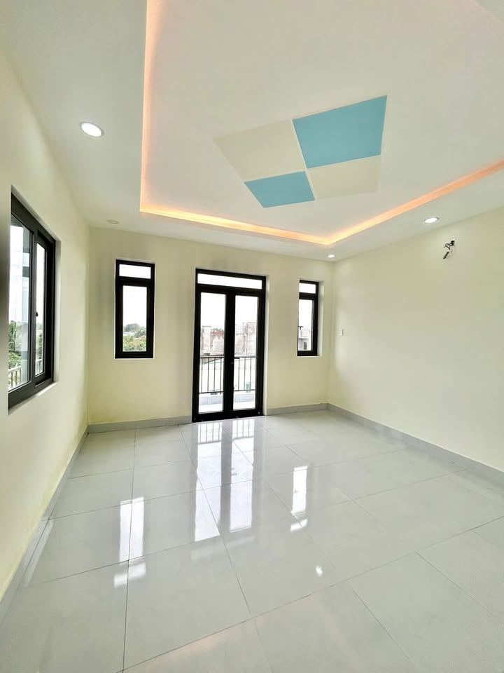 Nhà Phước Hậu Cần Giuộc 90m² giá 2.35 tỷ - Bán gấp, xe ô tô vào tận nhà!