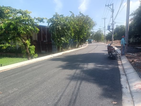 Lô đất mặt tiền nhựa Bùi Công Trừng 1316m² giá 7.3 tỷ - Đầu tư sinh lời ngay!