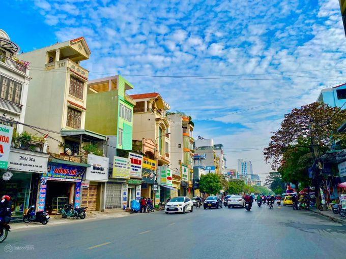 Nhà mặt đường Trần Nguyên Hãn, Kiến An 60m² giá 4 tỷ - Sẵn sàng vào ở ngay!