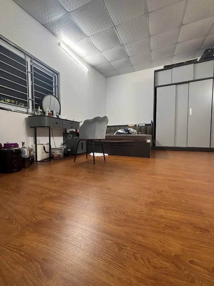 Nhà đẹp 2 tầng đường Tân Mai Hoàng Mai 29m² giá 1.75 tỷ - Sẵn sàng vào ở!