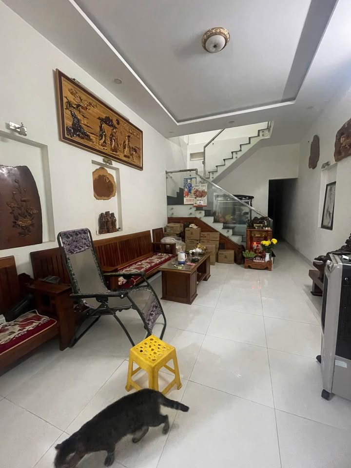 Nhà 1 trệt 1 lầu tại Quang Trung, Buôn Ma Thuột - 80m² giá 3.39 tỷ, chính chủ bán gấp!