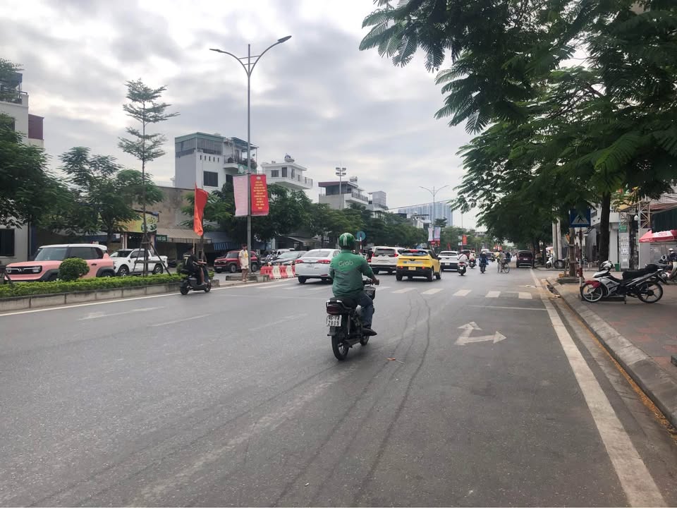 Nhà mặt đường Hồ Sen, Lê Chân, Hải Phòng 60m² - Kinh doanh đắc địa, sinh lời ngay!