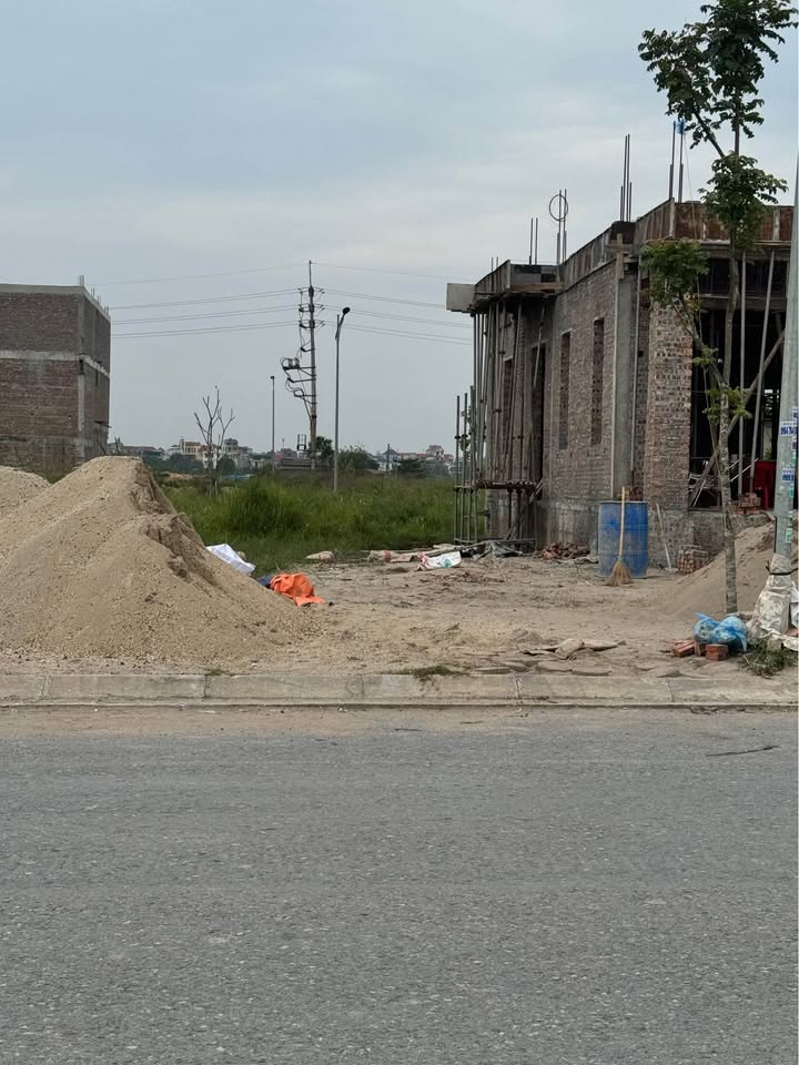 Lô đất C28 Cẩm Xá, Mỹ Hào, Hưng Yên 100m² giá 5 tỷ - Tiềm năng đầu tư vượt trội!