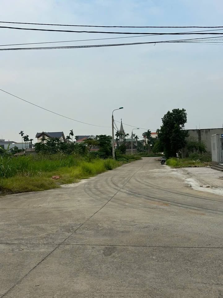 Đất nền lô góc hai mặt tiền Minh Nông 102m² giá 3.5 tỷ - Cơ hội đầu tư hiếm có!