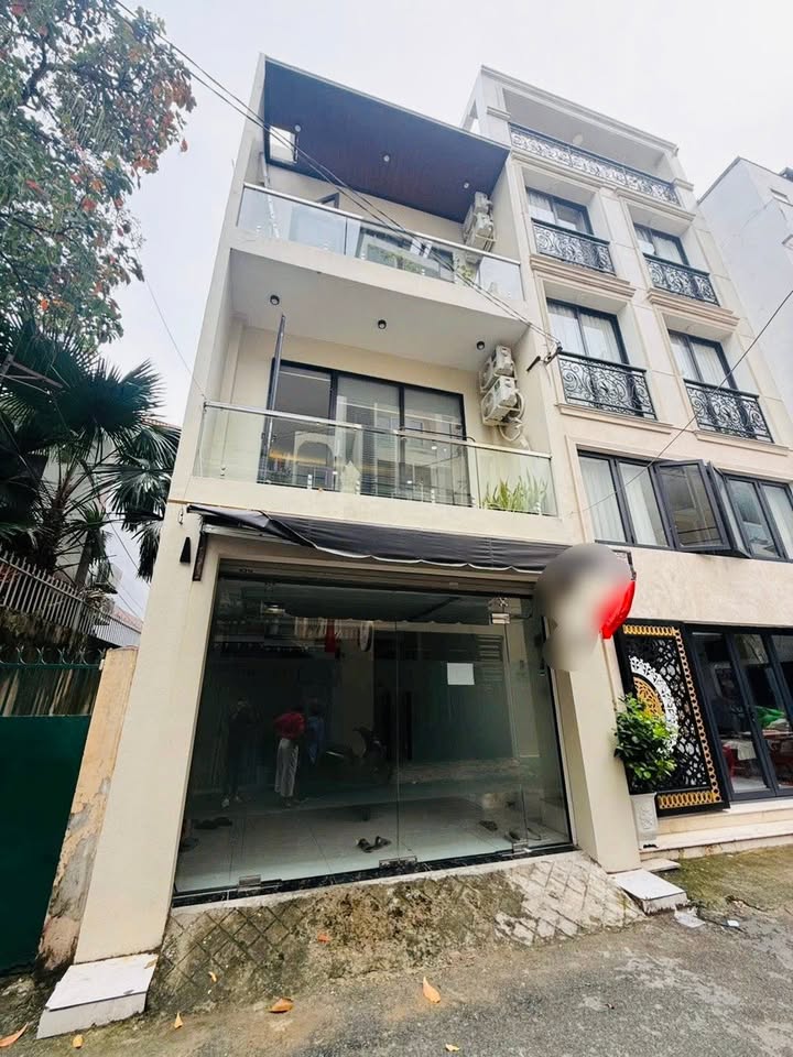 Nhà phố Lê Văn Sỹ Quận 3 61m² giá 16 tỷ - Hẻm ô tô vào tận nhà!