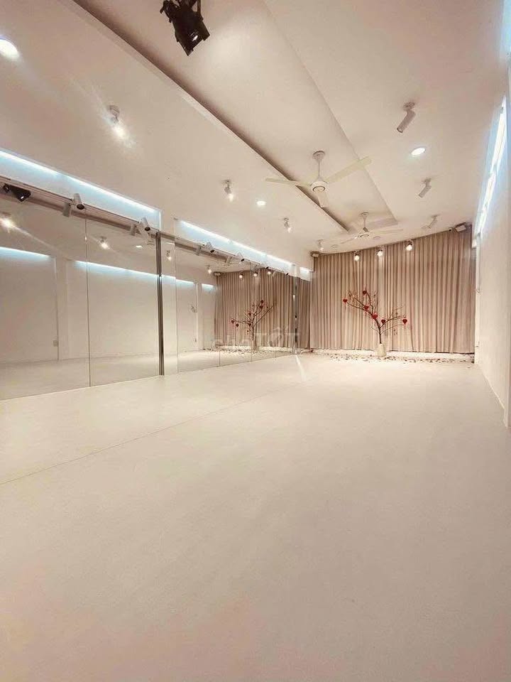 Cho thuê nhà mặt tiền Trần Huy Liệu, Quận Phú Nhuận 60m² giá 20 triệu - Kinh doanh sầm uất!