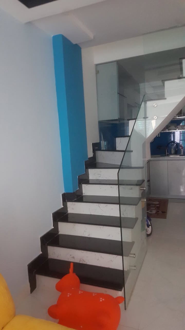 Nhà bán chính chủ đường 47, Hiệp Bình Chánh 60m² giá 3.2 tỷ - Gần Giga Mall!