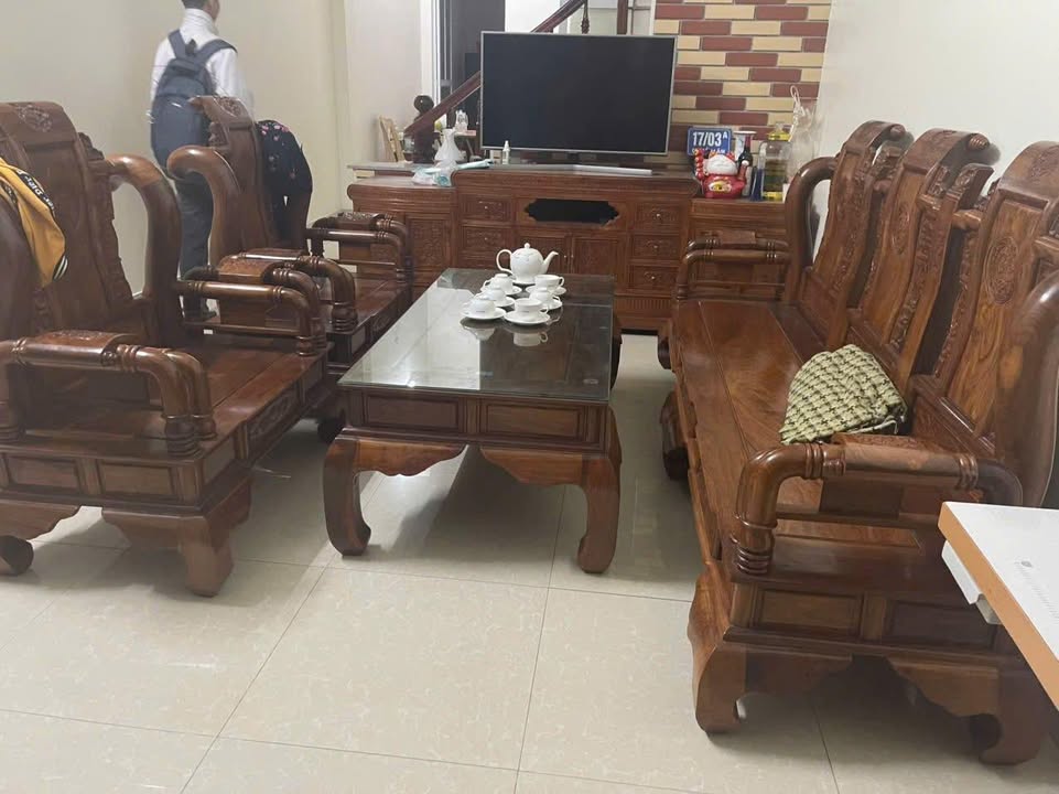 Nhà bán chính chủ tại phường Trần Lãm, Thái Bình 70m² giá 2.2 tỷ - Tiện ích đầy đủ!