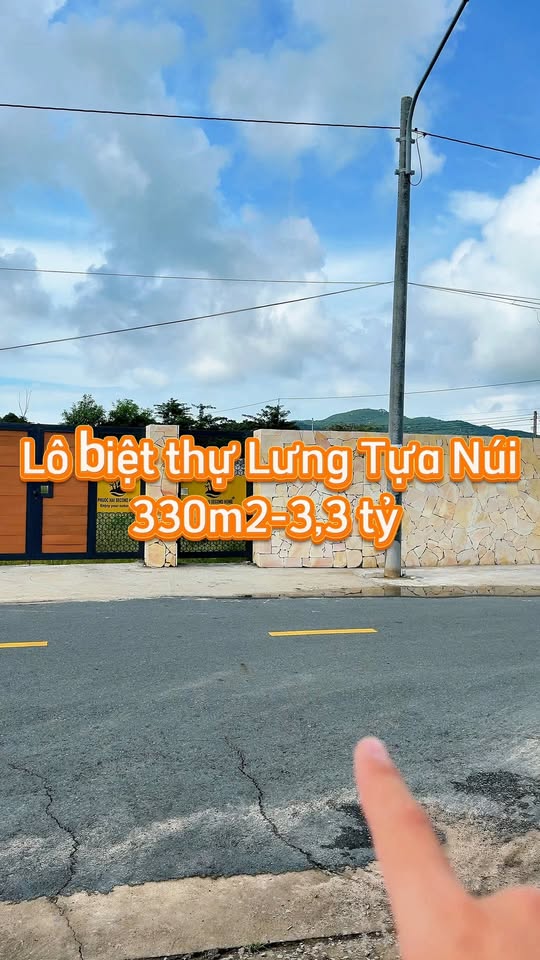 Biệt thự biển Phước Hải 330m² giá 3.3 tỷ - View núi đẹp, gần bãi tắm!