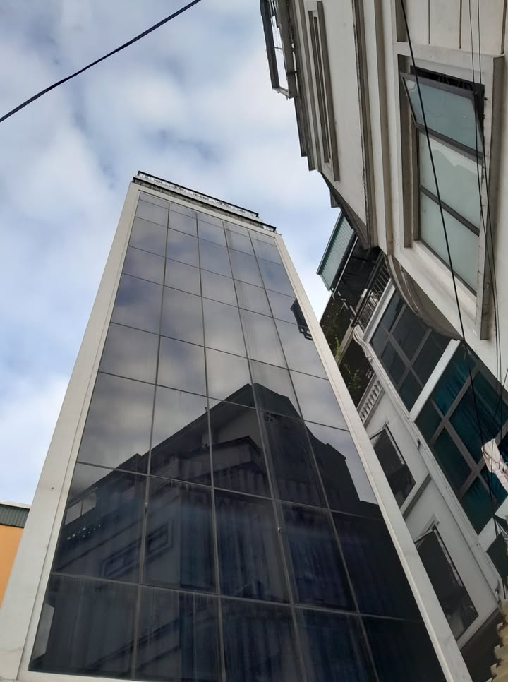 Cho thuê mặt bằng kinh doanh 5 tầng Tân Mai 100m² - Vị trí đắc địa, dễ nhận diện!