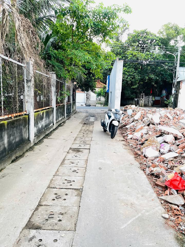 Đất ven biển Phước Hưng, Long Hải 105m² giá 1.6 tỷ - Cơ hội đầu tư tuyệt vời!