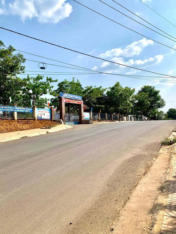 Đất mặt đường nhựa Kinh doanh tại Phường Nam Gia Nghĩa 450m² giá 1.3 tỷ - Cơ hội đầu tư sinh lời!