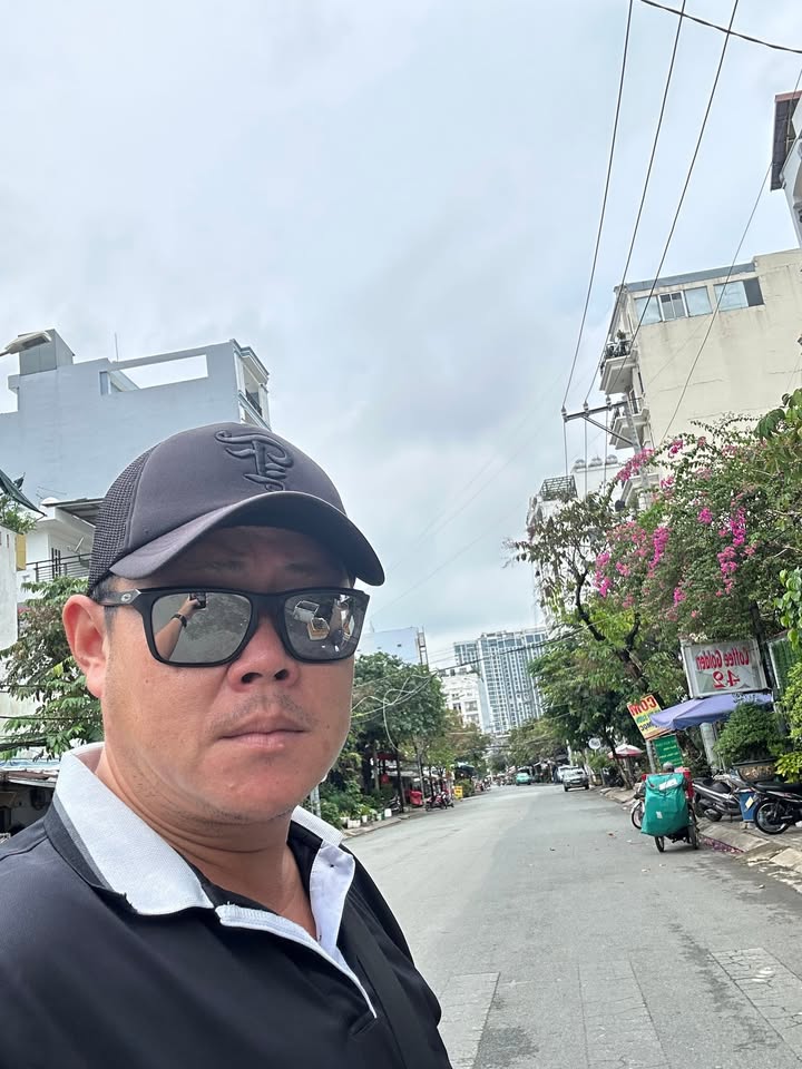 Front House Lý Phục Man Quận 7 152m² giá 12.999 tỷ - Cơ hội đầu tư tuyệt vời!