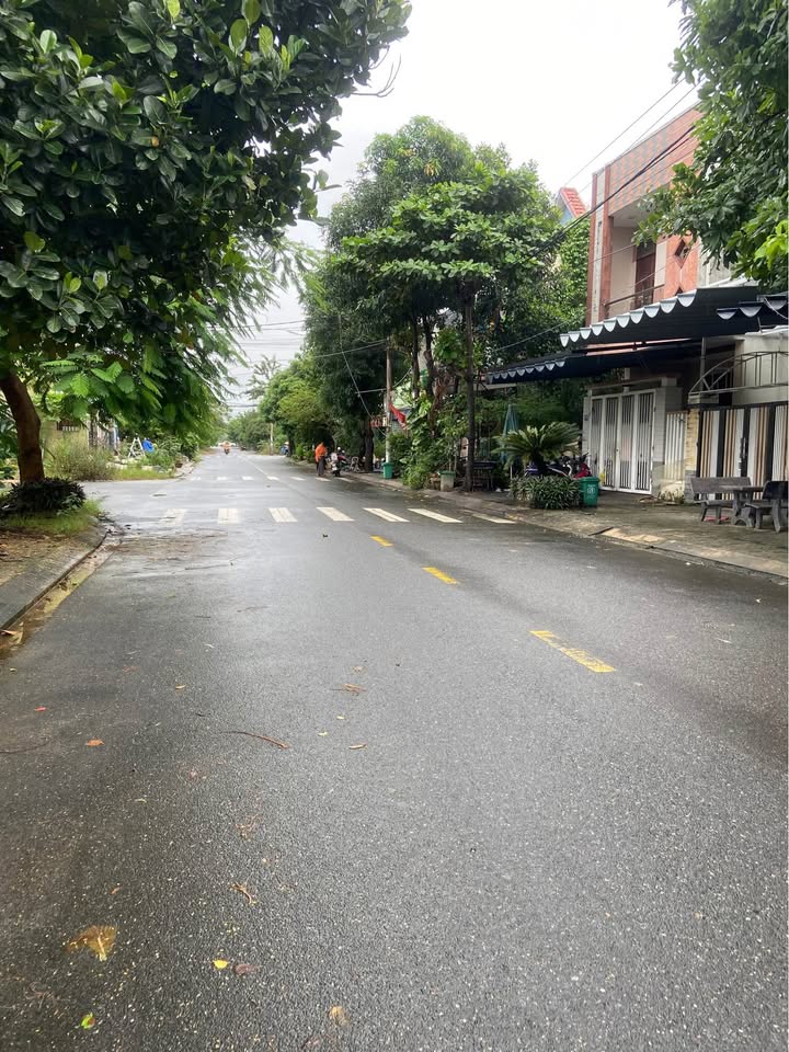 Đất mặt tiền Hòa Xuân Đà Nẵng 120m² giá chỉ 5.xx tỷ - Cơ hội hiếm có đầu tư!