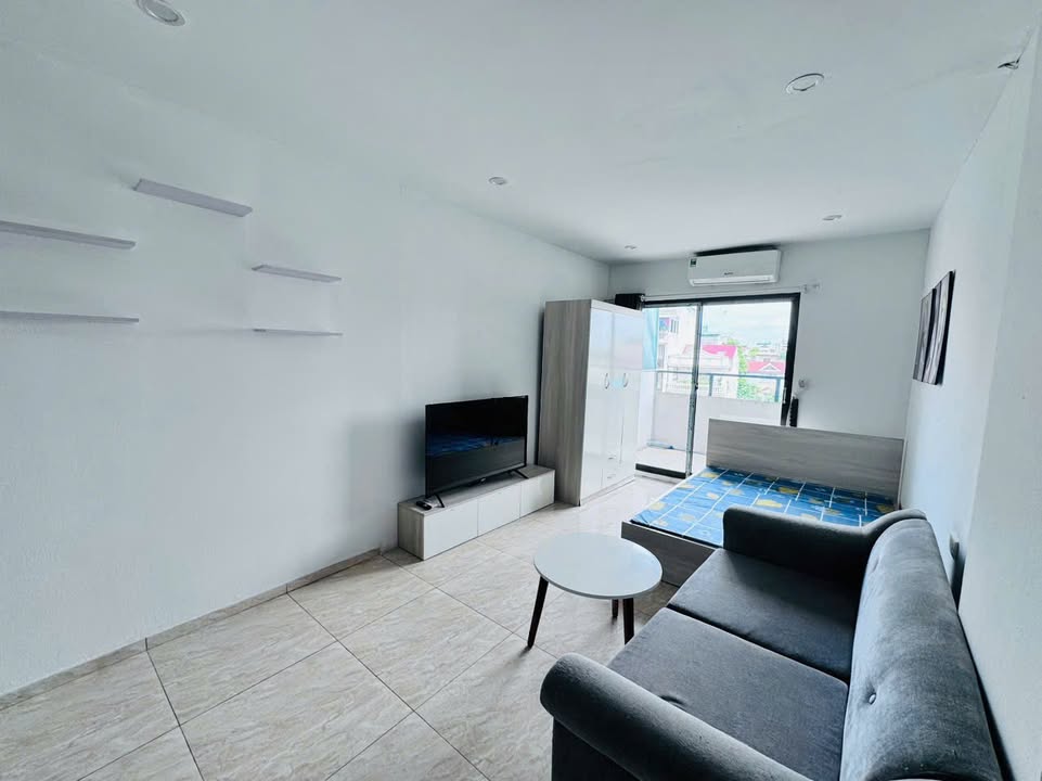 Cho thuê phòng studio 141 Yên Phụ - Tiện nghi đầy đủ, gần Hồ Tây!