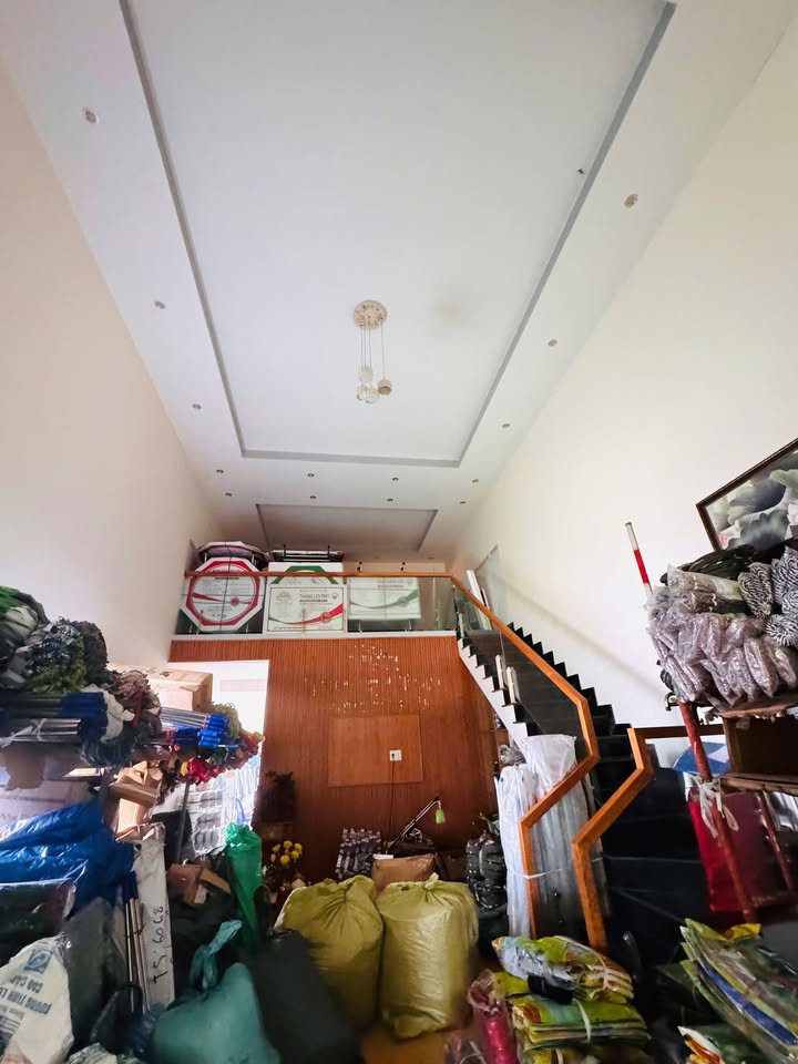 Nhà mặt tiền Hương Lộ 2, Bà Rịa 161m² giá 5.2 tỷ - Đầu tư sinh lời ngay!