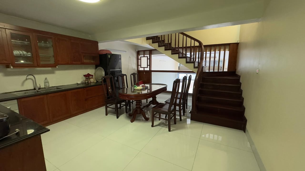 Nhà 4 tầng đẹp tại Khu đô thị Dệt, Nam Định 72.5m² giá 7.8 tỷ - Dọn vào ở ngay!