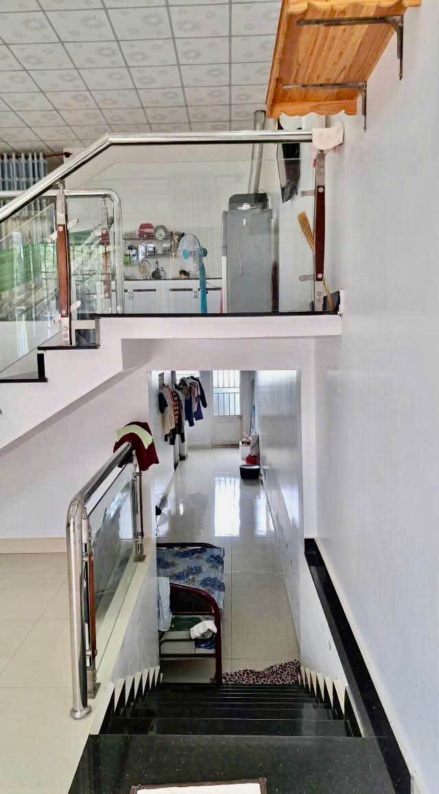 Nhà riêng tại Bảo Lộc 105m² giá 1.85 tỷ - Hẻm ô tô, gần Coopmart