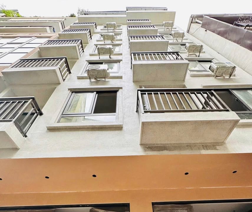 Căn hộ dịch vụ 120m² quận Tây Hồ giá thương lượng - Đầu tư sinh lời cao!