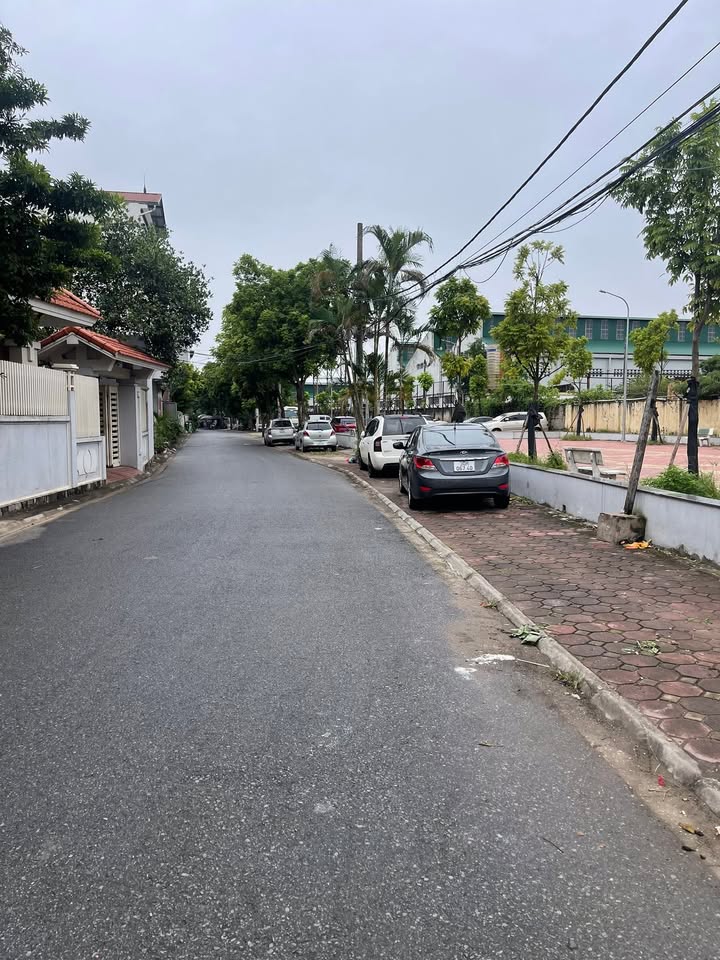 Nhà phố Yên Viên, Gia Lâm 69m² giá 7.3 tỷ - Chính chủ bán gấp!