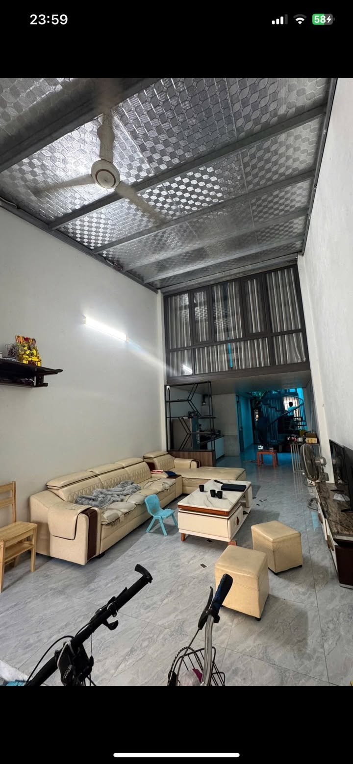 Nhà cấp 4 Quảng Thành 100m² giá 1.75 tỷ - Tiện ích đầy đủ, oto vào nhà!