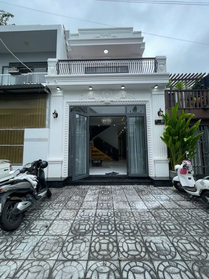 Nhà đẹp mặt tiền Đoàn Khuê, Vĩnh Quang, Rạch Giá 79m² giá 3.09 tỷ - Sẵn sàng vào ở!