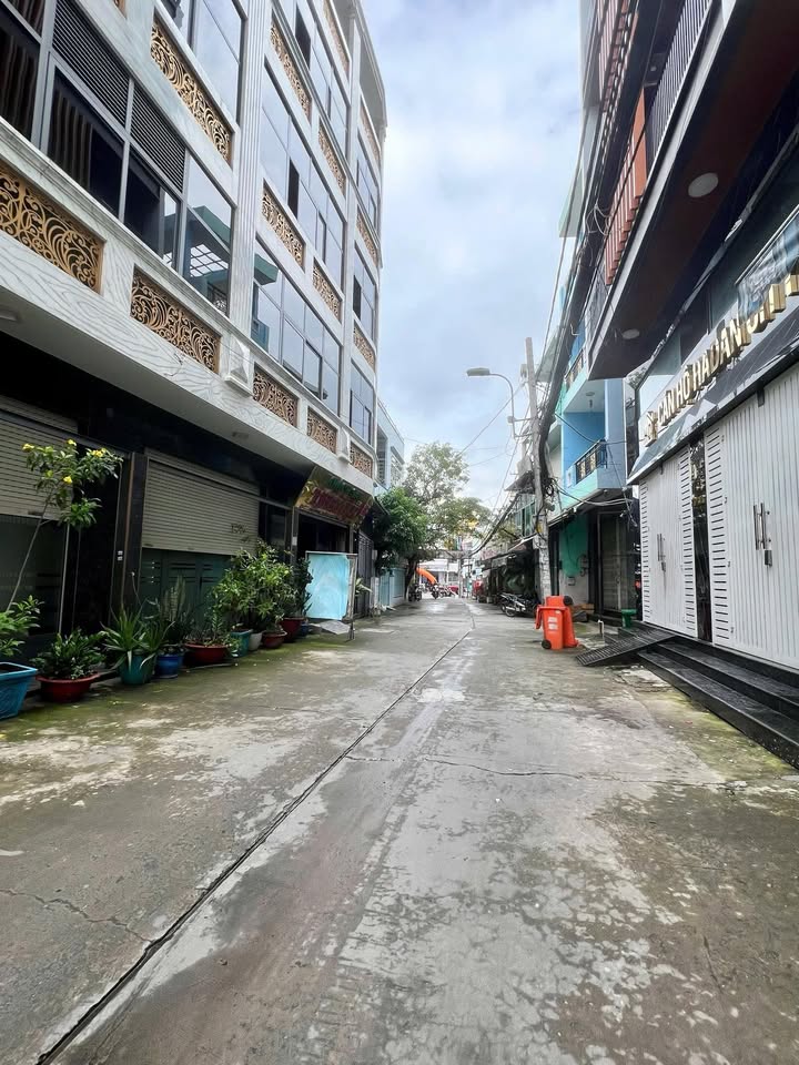 Nhà Hậu Giang Quận 6 95.5m² giá 11 tỷ - Đầu tư sinh lời ngay!