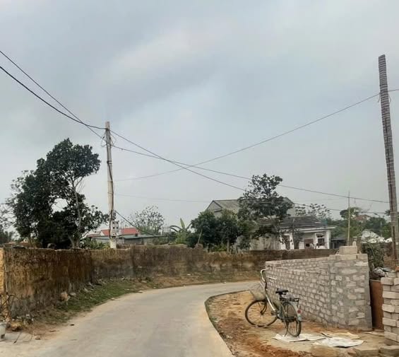 Đất nền Tràng An Đông Triều 172,5m² giá chỉ 600 triệu - Cơ hội đầu tư hấp dẫn!