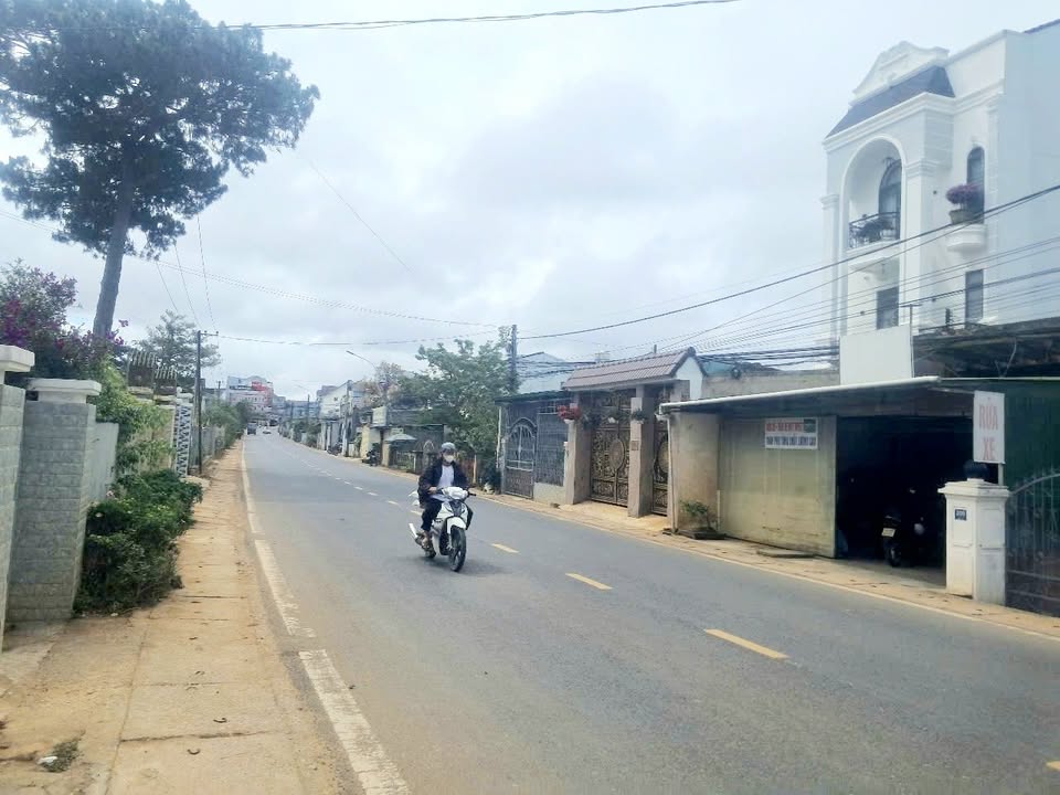 Đất xây dựng Hồ Xuân Hương Đà Lạt 74m² giá 2.55 tỷ - Vị trí lý tưởng cho đầu tư!