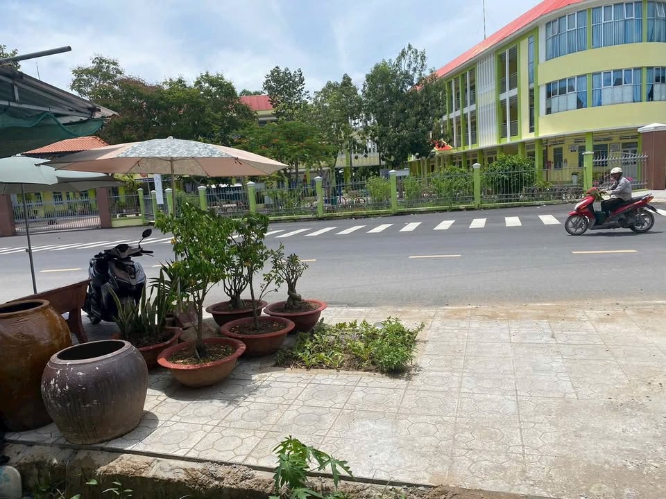 Đất nền mặt tiền đường Quảng Khánh, xã Mỹ Trà, 115m² giá chỉ 1.05 tỷ - Cơ hội đầu tư tuyệt vời!