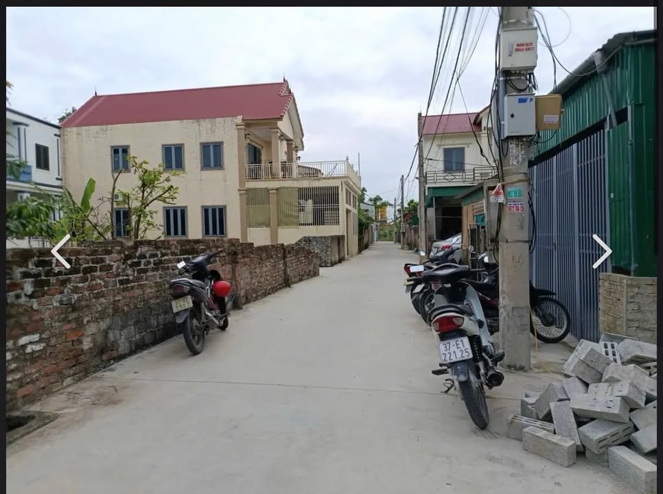 Đất nền Hưng Tây, Nghệ An 98m² giá 3.3 tỷ - Vị trí đẹp, tiện kinh doanh!