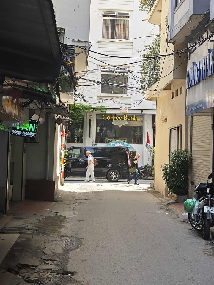 Nhà tầng 1 ngõ 4 ngách 27 Phương Mai 26m² giá 6 tỷ - Phù hợp kinh doanh tạp hóa