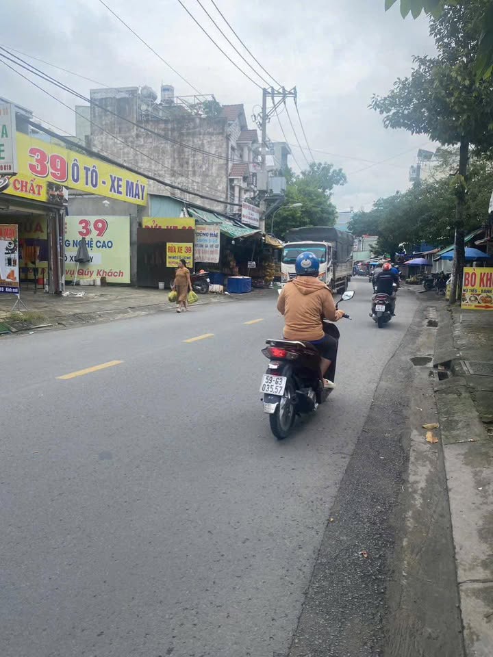 Nhà mặt tiền đường Huỳnh Thị Hai, quận 12 - Diện tích 80m², giá 7 triệu/tháng - Kinh doanh thuận lợi!