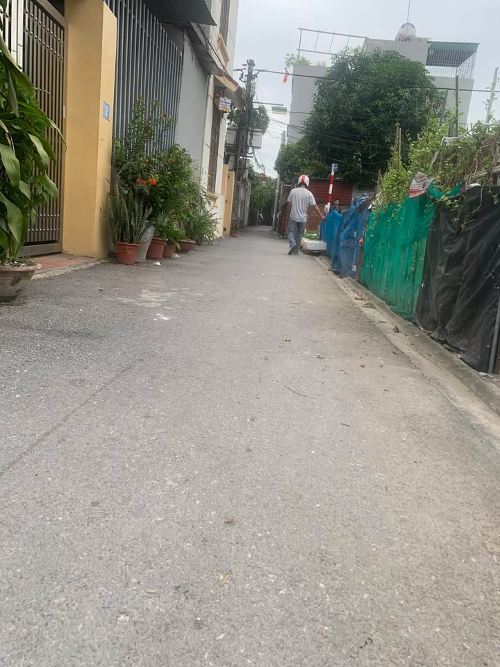 Đất nền Dương Xá - Gia Lâm 60m² giá 3.6 tỷ - Sổ đỏ chính chủ, giao dịch nhanh!