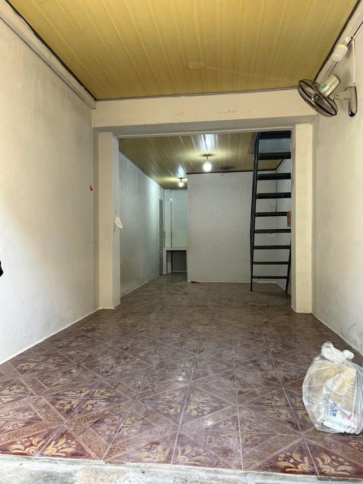 Nhà cho thuê gác lửng tại đường Nguyễn Tri Phương, Buôn Ma Thuột - Chỉ 2.5 triệu/tháng!