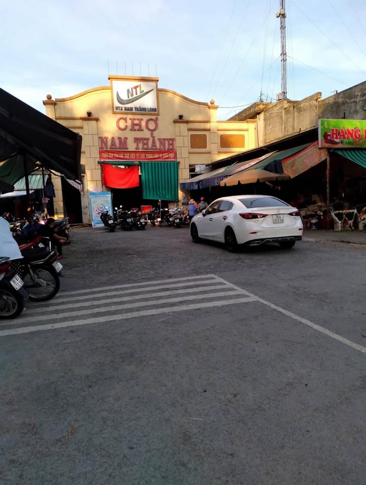 Đất nền đẹp tại Ngõ Kiều Đại, Đông Vệ, 77.5m² giá 2.1 tỷ - Vị trí đắc địa, giao thông thuận lợi!