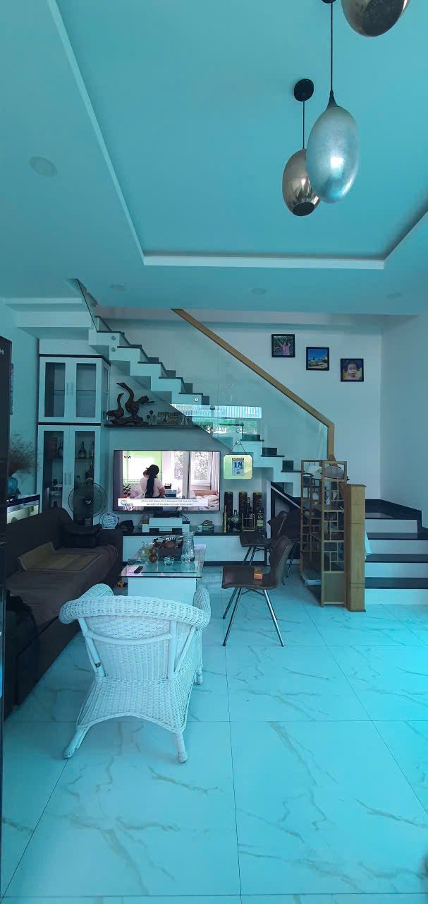 Nhà phố Vĩnh Hải, Nha Trang 74.8m² giá 7 tỷ - Nhà 3 tầng chính chủ, ở ngay!