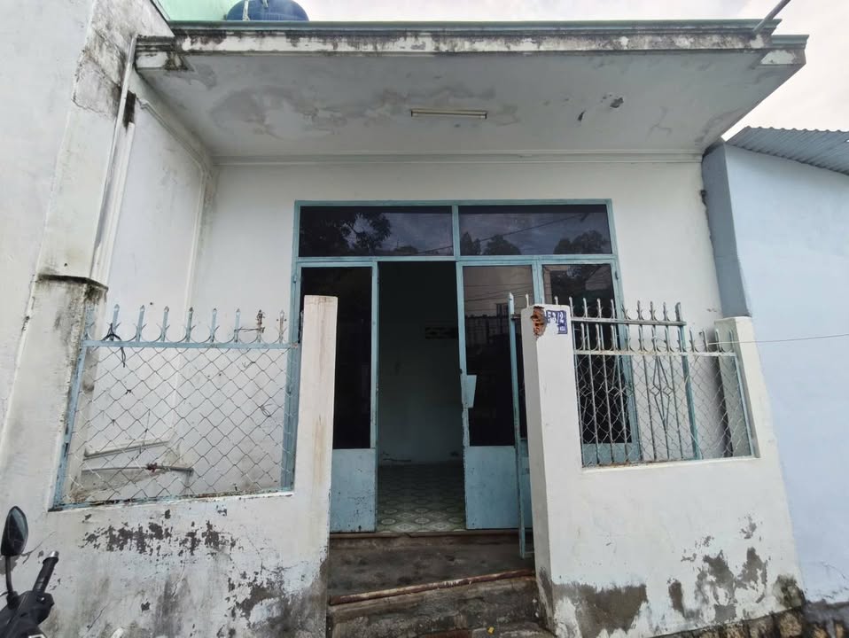 Nhà cấp 4 đường Dương Văn Nga, Vĩnh Hải, Nha Trang 34m² giá 2.35 tỷ - Ô tô vào tận nhà!