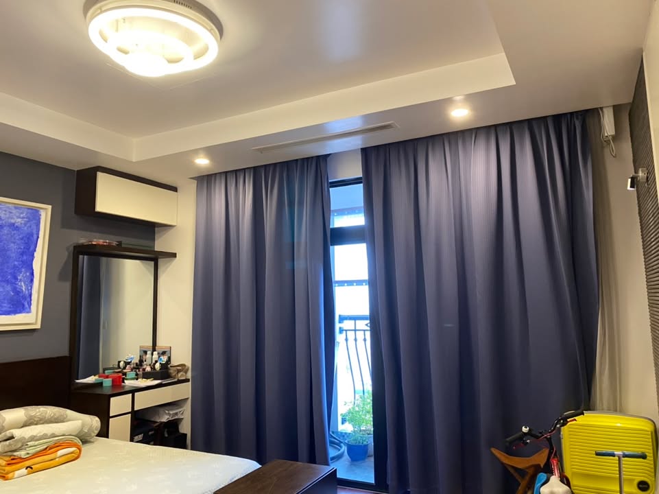Căn hộ 3 phòng ngủ Royal City 132m² giá 17.28 tỷ - Thiết kế hiện đại, tiện nghi
