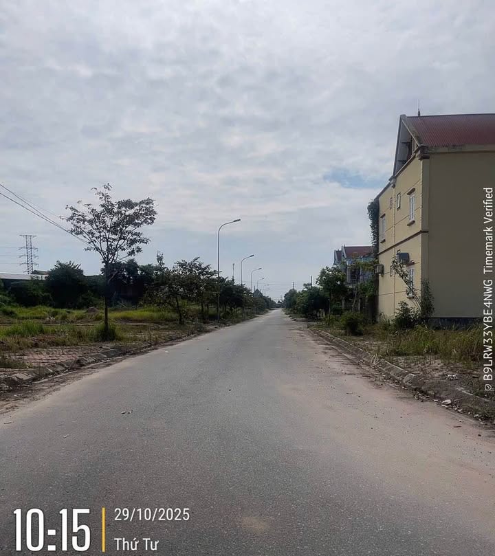 Đất nền Hồng Tiến, Phổ Yên 90m² giá 1.3 tỷ - Vị trí đẹp, kết nối thuận lợi!