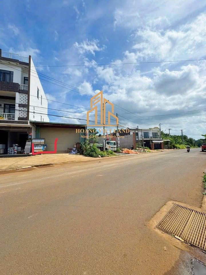 Đất mặt tiền Y Ngông, Tân Tiến, 120m² giá 2.99 tỷ - Tặng nhà kho tiện ích!