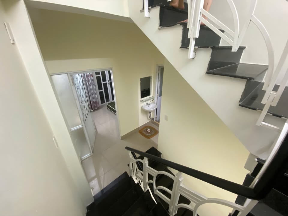 Nhà cho thuê tại Trưng Nữ Vương, Hải Châu 120m² - Full nội thất, giá chỉ 11 triệu/tháng!