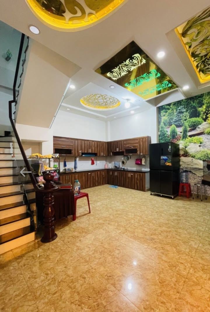 Biệt thự Townhouse lô góc 127m² giá thỏa thuận - Vài bước ra mặt tiền Trường Chinh