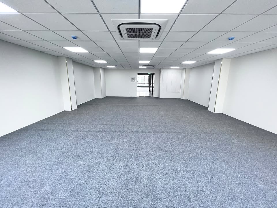 Văn phòng cho thuê tại Khương Đình, Thanh Xuân 80m² giá 14 triệu - Không gian làm việc linh hoạt!